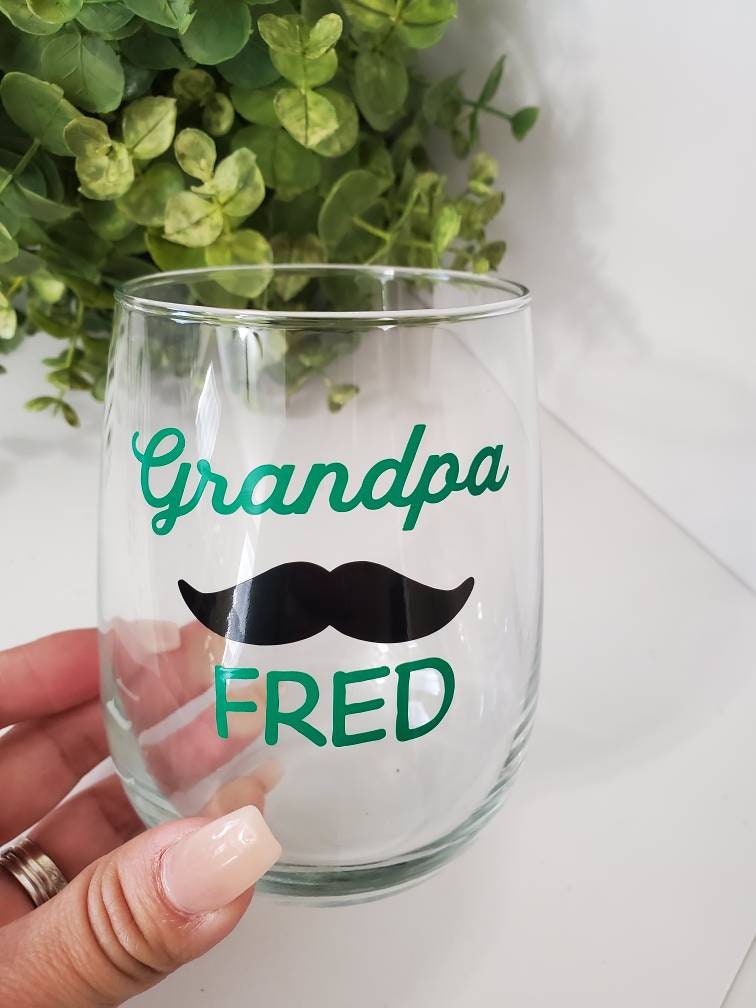 Grandpa personalized wine glass-Grandpa Christmas gift-Grandfather Christmas gift-Grandfather wine glass-Grandpa wine glass-Grandpa gift